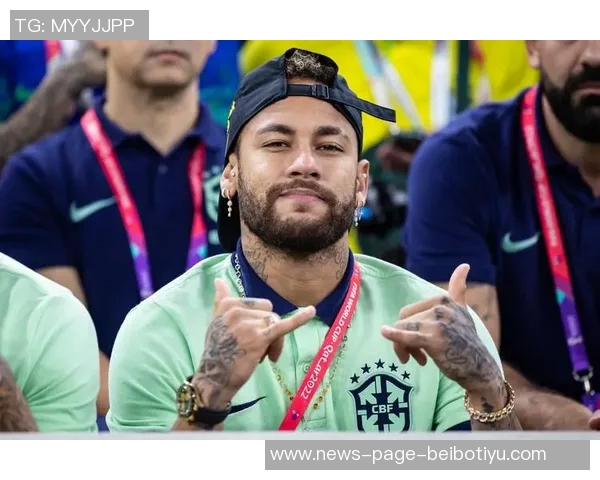 内马尔出席巴西扑克系列赛活动分享生活乐趣照片尽情享受人生 内马尔出席巴西扑克系列赛活动分享生活乐趣照片尽情享受人生